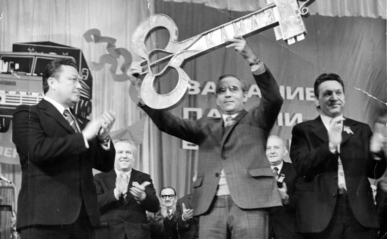 Участник Великой Отечественной войны, Герой Социалистического Труда, первый генеральный директор КАМАЗа Лев Борисович Васильев