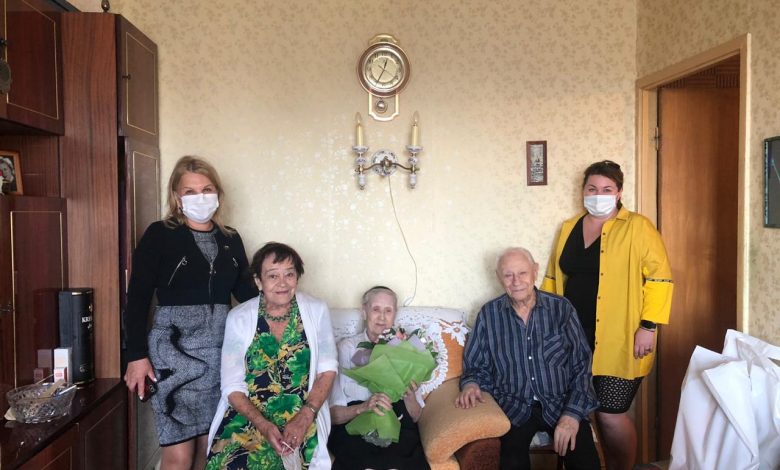 Людмила Коврикова, Светлана Алдошина, Зоя Ивановна и Михаил Борисович Дубинские, Ирина Ганцель
